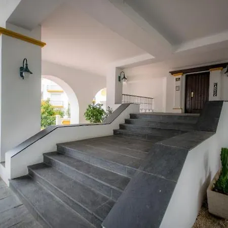 Lujo En Complejo Alanda Club Apartment