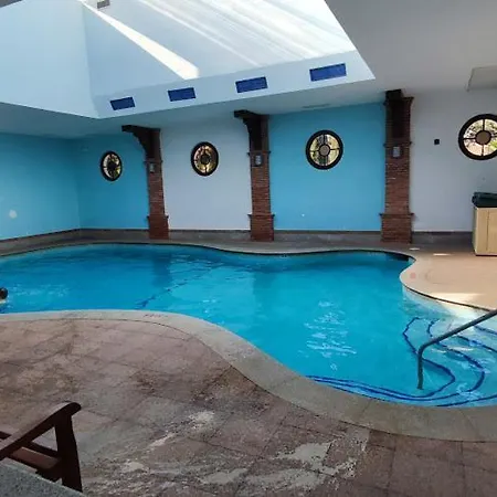 Lujo En Complejo Alanda Club Apartment *